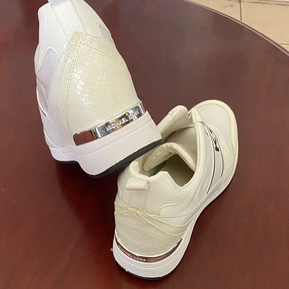 Michael Kors White and Black Women's Sneakers - Picture 2 of 4